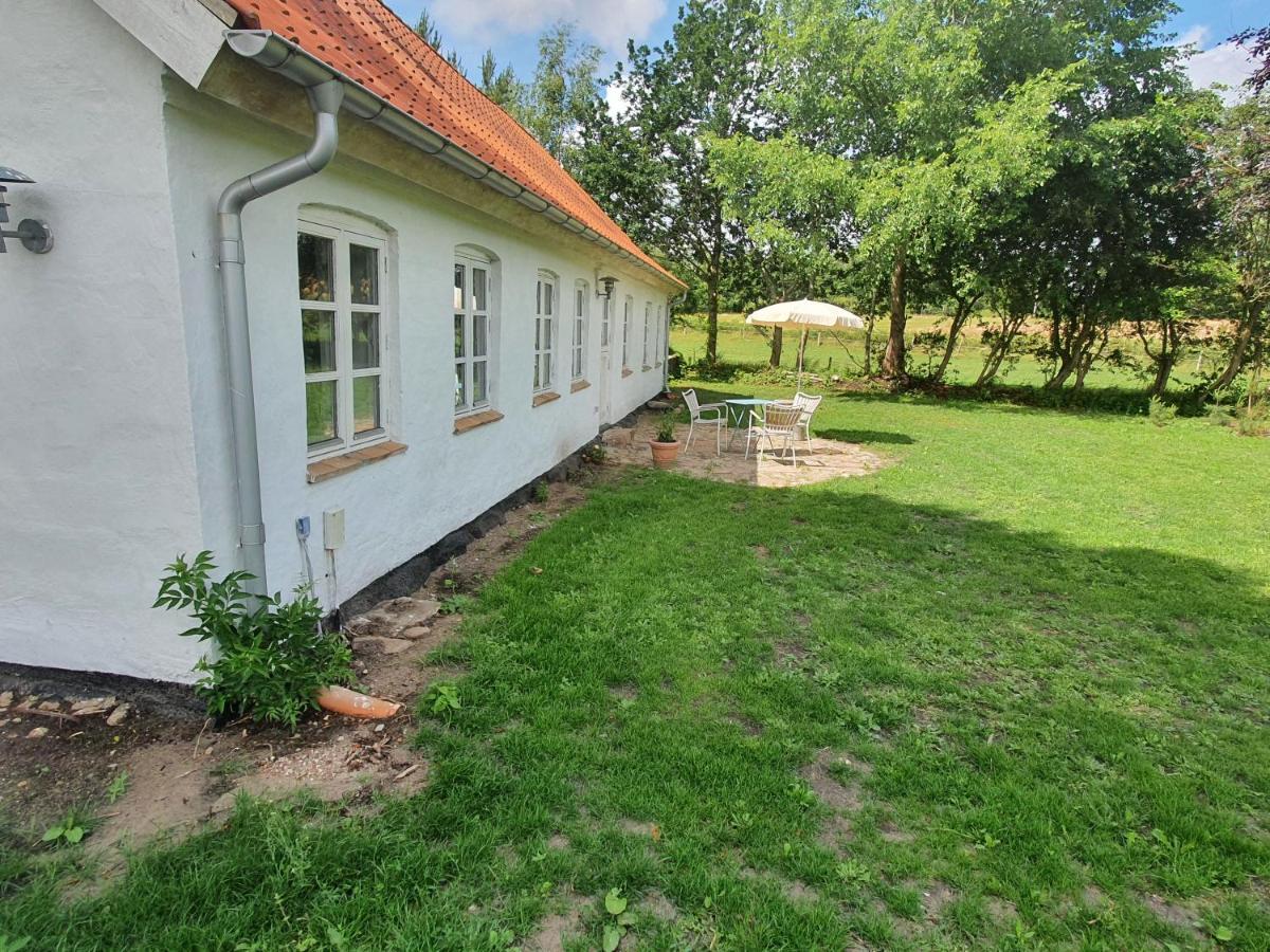Slotsgaardens Feriegard. Jels Exterior foto
